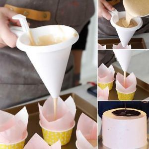 Shop&More  - משפך שוקולד/בלילה מתכוונן  Adjustable Chocolate Funnel  Tools Kitchen Push Gadget